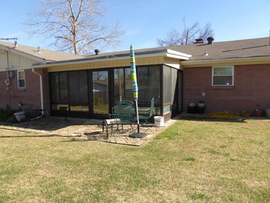 4717 NW 60th St, Oklahoma City, OK 73122 - photo 5