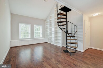 4715 31st St S unit C2, Arlington, VA 22206 - photo 2