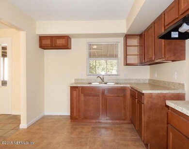 7551 Canaveral Rd, Jacksonville, FL 32210 - photo 4