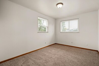 816 Wiltshire Rd unit 818, Columbus, OH 43204 - photo 3