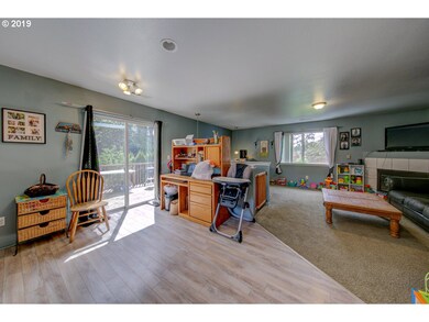 Kitchen/Living Room