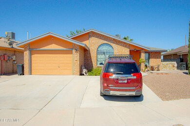 821 Puerto Del Carmen Ave, Horizon City, TX 79928 - photo 3