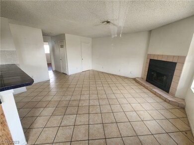 6975 Dunsbach Way unit 4, Las Vegas, NV 89156 - photo 2