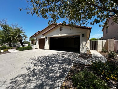 622 E Vinedo Ln, Tempe, AZ 85284 - photo 2