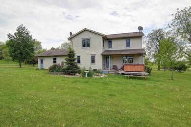 W1046 Horan Rd, Brooklyn, WI 53521 - photo 2