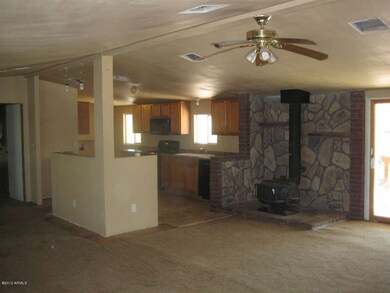 Kitchen-LR-Stove