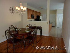 Dining-Red Oak Flooring