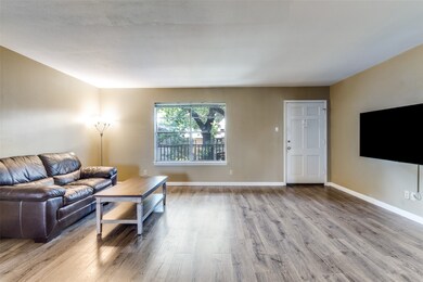 7931 Royal Ln unit 215G, Dallas, TX 75230 - photo 2