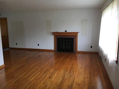 1050 Hickory Ln, Indiana, PA 15701 - photo 3