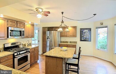 20880 Channel Ct, Sterling, VA 20165 - photo 5