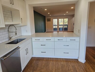 6 Sherman St unit D, Cambridge, MA 02138 - photo 3