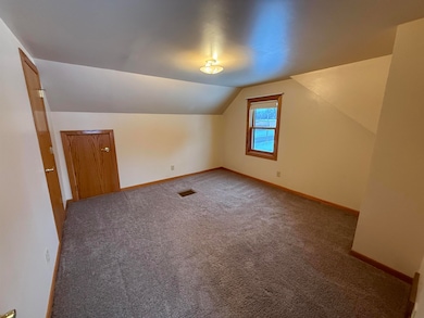 2125 Riverview Dr, Green Bay, WI 54303 - photo 6