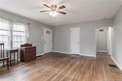 8 Roselawn Ct, Jeffersonville, IN 47130 - photo 2