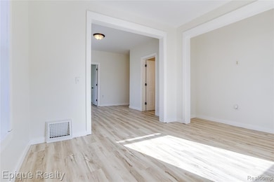 711 Stanton St, Port Huron, MI 48060 - photo 6