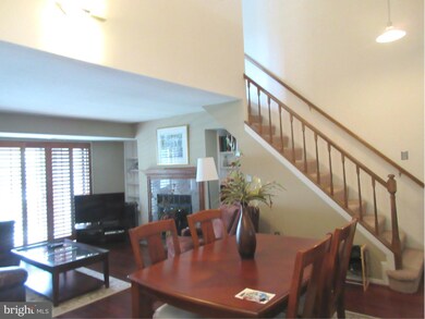 3324 Lakeside View Dr unit 3-4, Falls Church, VA 22041 - photo 3