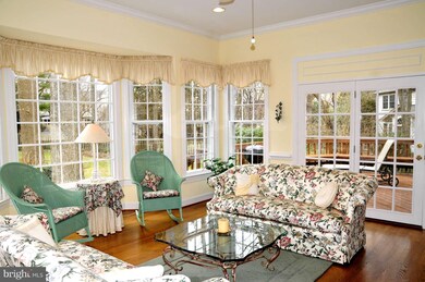 10803 Glen Mist Ln, Fairfax, VA 22030 - photo 4