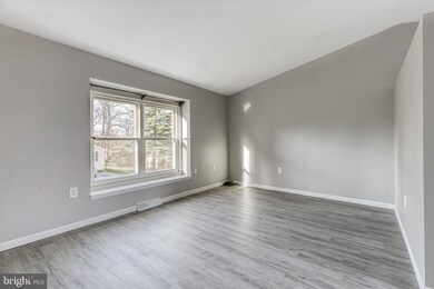 4308 Leola Ave, Halethorpe, MD 21227 - photo 6