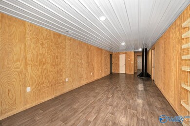 Vinyl flooring, recessed lighting