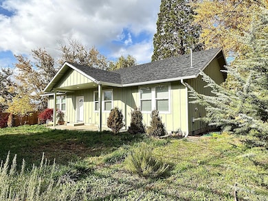 4059 Fern Valley Rd, Phoenix, OR 97535 - photo 2