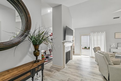 328 Hidden Creek Cir, Dothan, AL 36301 - photo 4