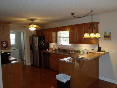 210 Hunters Ln, Shelbyville, TN 37160 - photo 6