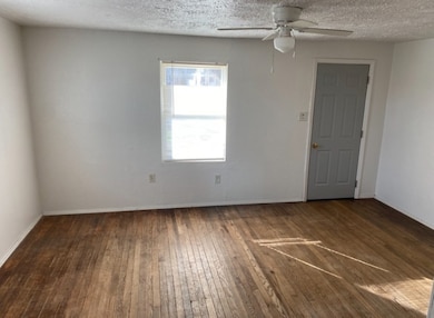 319 E 17th St, Columbia, TN 38401 - photo 4