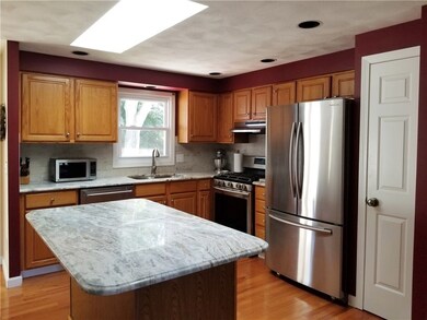 21 Red Barn Ct, Cranston, RI 02920 - photo 2