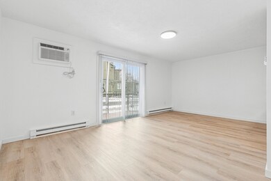 55 Broad St unit 13, Lynn, MA 01902 - photo 2