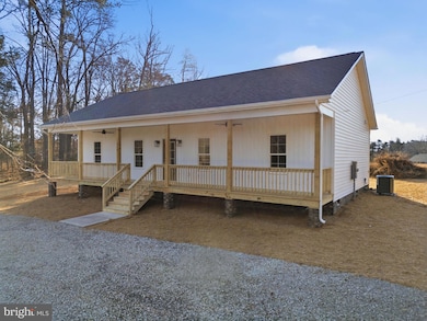 475 Fredericks Hall Rd, Bumpass, VA 23024 - photo 3