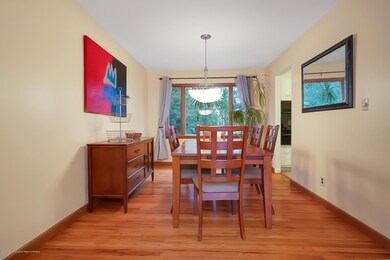 Formal Dining