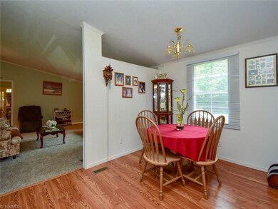 2632 Westgate Rd, Asheboro, NC 27205 - photo 3