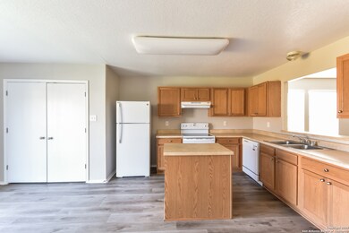 4019 Miho, San Antonio, TX 78223 - photo 7