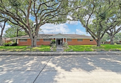 3641 Deal St, Houston, TX 77025 - photo 2