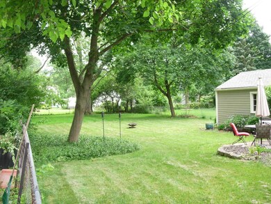 367 E Beaumont Rd, Columbus, OH 43214 - photo 2