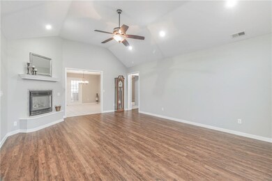 403 Willington Ln, Bentonville, AR 72712 - photo 5