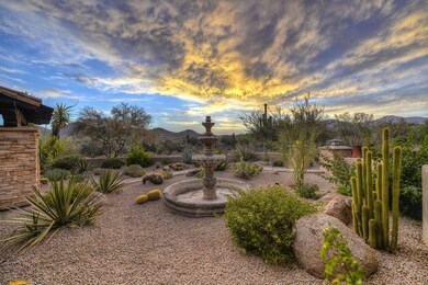 006_Courtyard View-Sunset