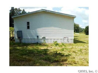 View. Side of the house.