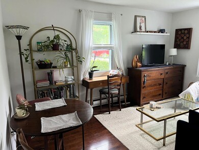 110 Mechanic St unit 4, Camden, ME 04843 - photo 2