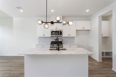 1273 Oakmont Bend Dr, Houston, TX 77091 - photo 6