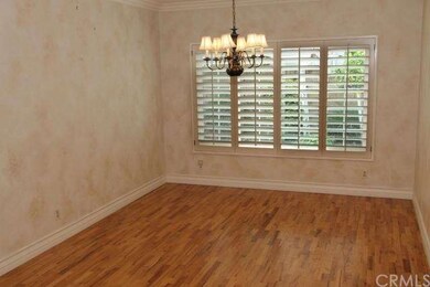 Large formal dining room.  Nice wall space for big