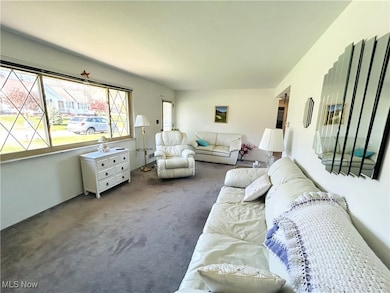 188 Columbus Way, Weirton, WV 26062 - photo 2