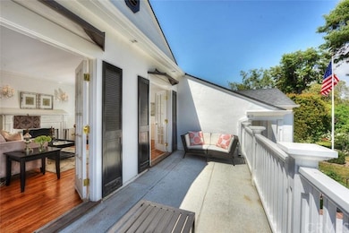 635 S Orchard Dr, Burbank, CA 91506 - photo 6