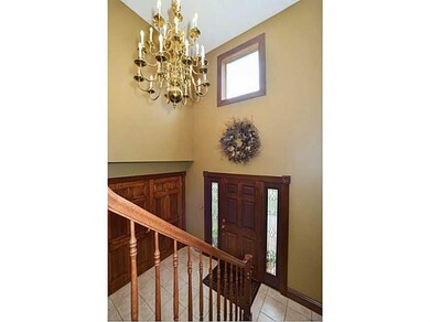 Entry/Foyer.