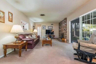 22119 Strathern St - HsHProd-24