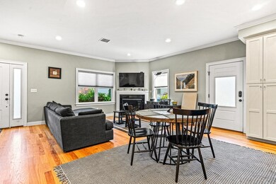 55 Chestnut St unit 1, Waltham, MA 02453 - photo 6