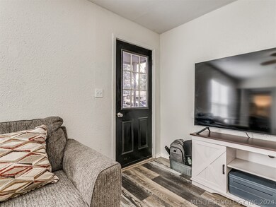 615 S Chickasaw St, Haskell, OK 74436 - photo 5