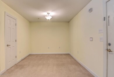 1505 Cadfel Ct 104 Wilmington-large-004-