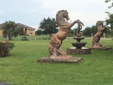 Front Yard - Right Side