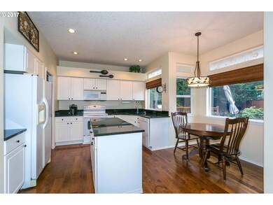Kitchen/Nook