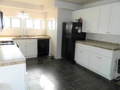 113 E Mahoney St, Winslow, AZ 86047 - photo 6